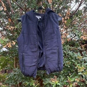 Liz Claiborne Navy Puffer Vest